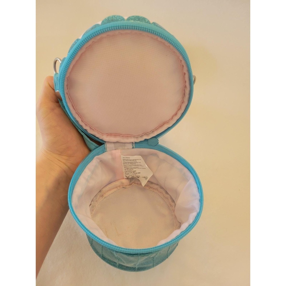 Claire's Club Girls Glitter Blue Cupcake Shoulder Bag Crossbody 5.5W x 4.5H x 4D - Picture 5 of 5